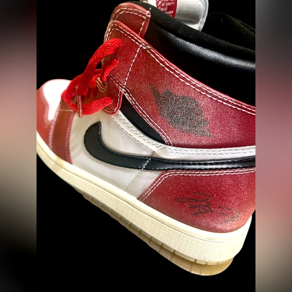 Nike Air Jordan Trophy Room Size 8 - Minimal wear as shown in photos. - Picture 4 of 11